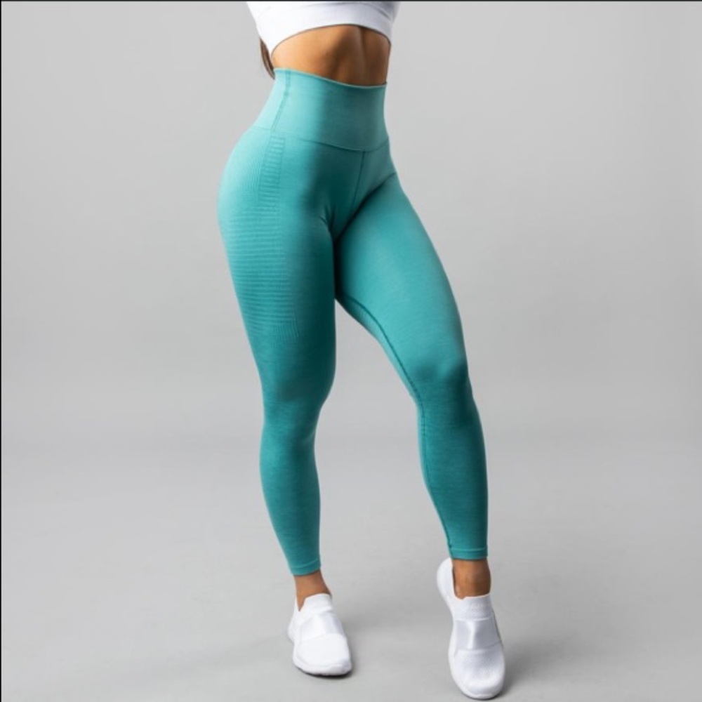 Alphalete Aquamarine Halo Leggings
